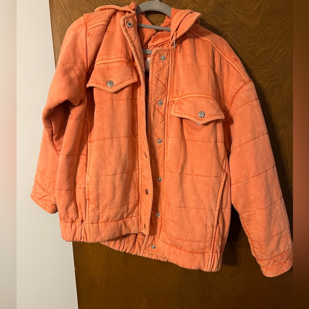 Avec les filles sweatshirt jacket. Quilted style, button snap closure and hooded